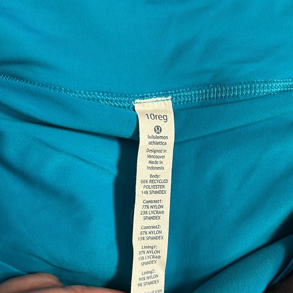 NEW- Lululemon Pace Setter Skirt - Picture 4 of 5